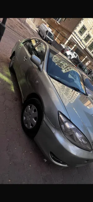 تويتا كامري 2005