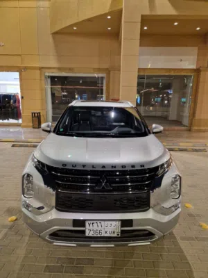 Lease Transfer - Mitsibushi Outlander 2025 Model Premium Trim