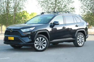 راف فور موديل 2025 شبه جديده فئه XLE بممشى 7 الف كيلو متر فقط Rav4 2025 for sale