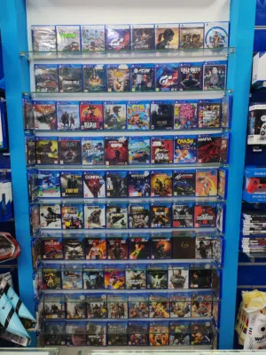 سيديهات بلاستيشن فور   مستعملة مكفولة (( خدمة التوصيل لباب البيت ))