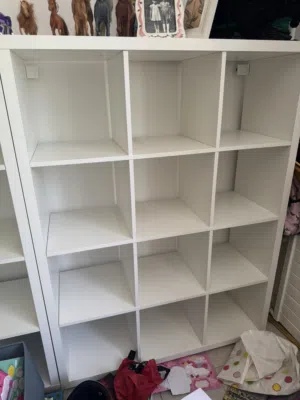 2 IKEA 3x4 Kallax shelves