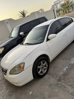 نيسان التيما 2005 بحالة ممتازه  تم تخفيض السعر