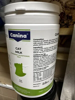 Cat milk replacer