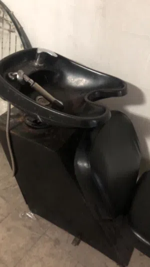 مغسلة صالون