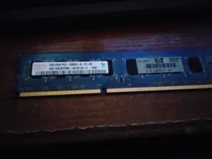 رام حبتين 2 جيجا ddr3 للبدل على حبة 4 جيجا