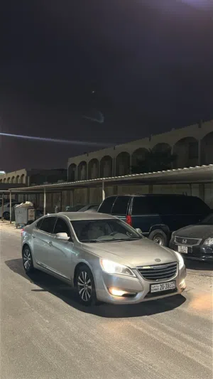 Used Kia Cadenza in Kuwait City
