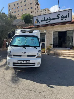ثلاجة كيا بونغو 2020 تبريد وتجميد من الشركة الصانعة في كوريا عالية 3 فصالات جمرك حديث