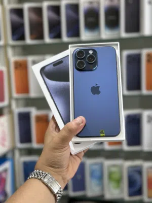 بأقل سعر : iPhone 15 pro max 1024GB - 1TB بالذاكرة العملاقة هاتف بحالة الوكالة و مع ضمان و باقل سعر
