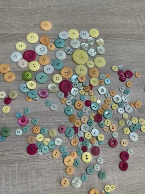 اكسسوارات و أزرة