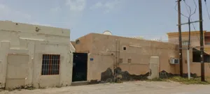 بيت قديم للبيع