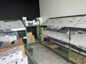 أرفف حديد ثقيل