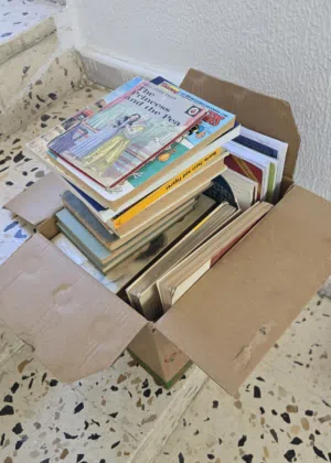 كتب انجليزية مختلفة