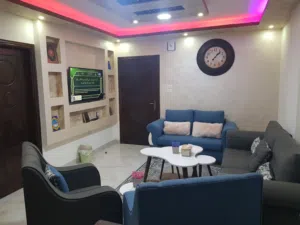 شقة مفروشة فاخرة جدا - اربد الحي الشرقي - مقابل مدارس الجيل وقرب مركز البقاعي الطبي من المالك