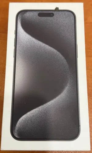 iPhone 15 pro max 256 GB Black Titanium   بطارية %82