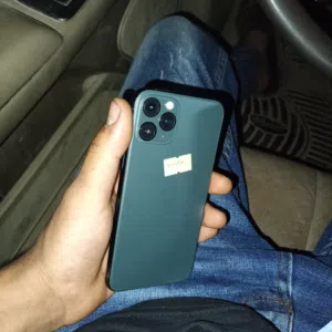 مطلوب لوحة 11 برو ذاكرة 256