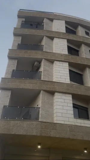 190 m2 3 Bedrooms Apartments for Sale in Ramallah and Al-Bireh Al Tira