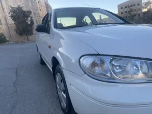 نيسان صني ياباني 2009 أربعة جيد
