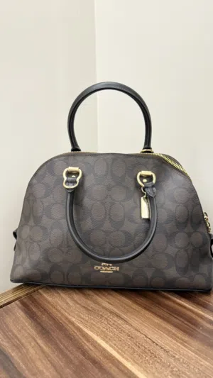 شنطة كوتش أصلية Signature Satchel بني حجم متوسط جديدة
