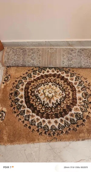 سجاد منقوش استعمال نظيف شبه جديد مقاس 5*5
