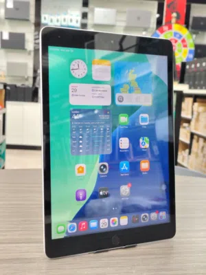 Used iPad 9th Gen in Oman 10.2 Inch Display 9th Generation