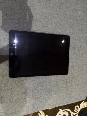 Apple iPad 8 128 GB in Muscat