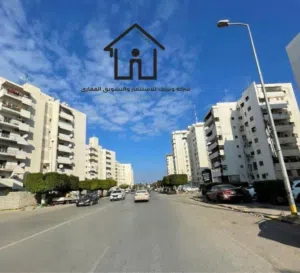 شقة للبيع في زاوية الدهماني بالقرب من سوق الشط الدور الثالث
