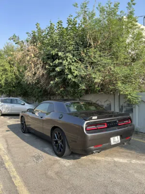Dodge challenger