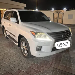 Lexus lx570 2013