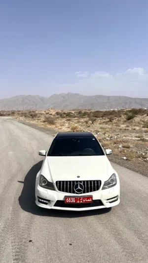 مرسيدس C200 م 2012
