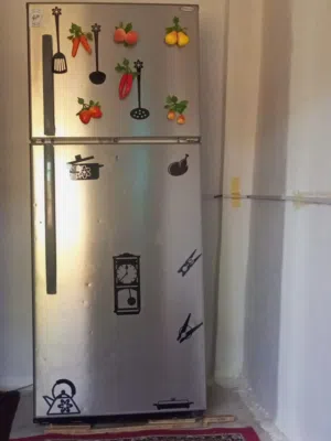 ثلاجه للبيع
