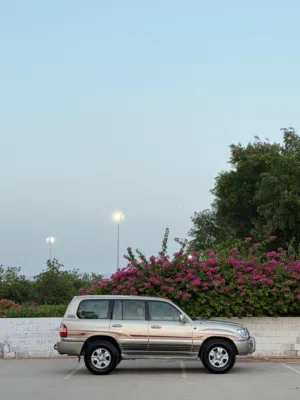 Used Toyota Land Cruiser in Al Sharqiya