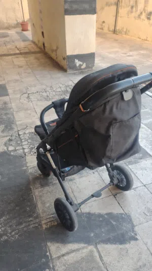 عرباية اطفال للبيع