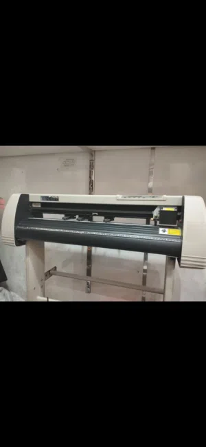 ماكينة قص احترافية ROLAND CUTTER PLOTTER