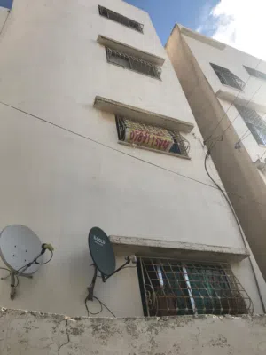 عمارة للبيع في العلكومية قرب مركز صحي الطيبة