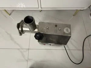 Beef grinder excellent working condition