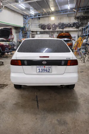 Nissan Sunny Super Clean.