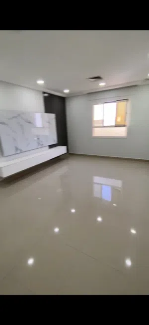 للاجار شقه بفنيطيس ق 2