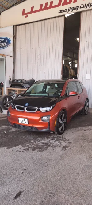 للبيعBMW i3