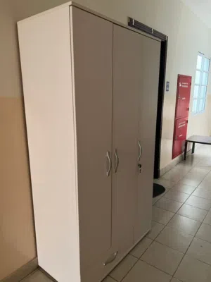 للبيع اثاث مستعمل نضيف