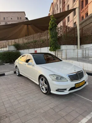 Used Mercedes Benz S-Class in Dhofar