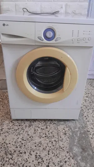 غساله LG لون ابيض