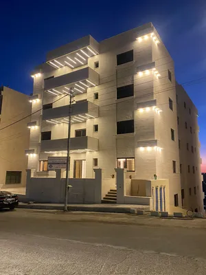 162 m2 3 Bedrooms Apartments for Sale in Amman Al Bayader