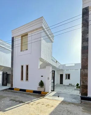 3 Bedrooms . 3 Bathrooms . 155 m22