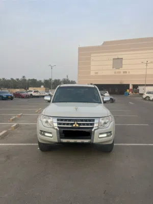 Used Mitsubishi Pajero in Muscat
