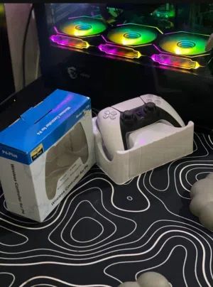 يد ps 4 شبيه الps5 بحال الوكااااالة للبيع