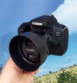 Canon EOS 800D