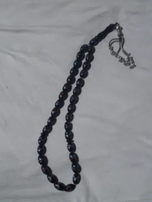 مسبحه 33 حبه يسر مطعمه بفظه مسبحه جميله جدا وانيقه