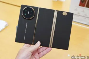 Huawei mate XT ultimate design trifold premium model 1 terabyte new condition box with accessories