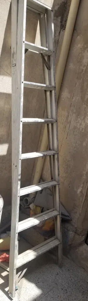 سلم المنيوم