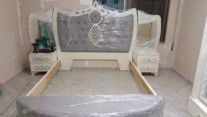 غرفة نوم ماستر خشب لاتيه ولامنيت  الله يبارك لصاحب النصيب  الموقع جبل الزهور  السعر 330 بدون ا